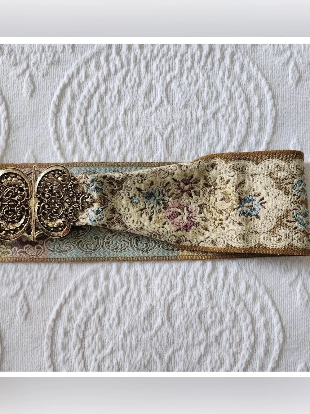 Vintage Christian Dior belt, 30”